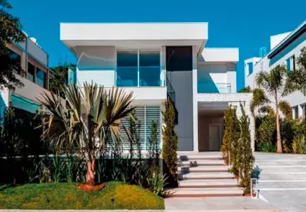 Casa W
